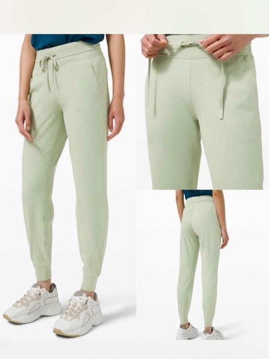 lululemon athletica Pants - Lululemon ready to rulu jogger pants in fern green size 16